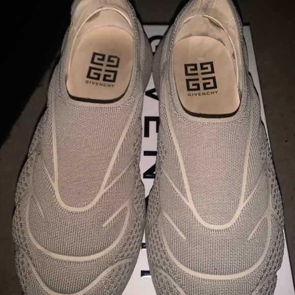 Givenchy TK Sand Sneakers - Picture 7 of 9